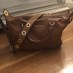 Excellent condition Michael Kors brown crossbody